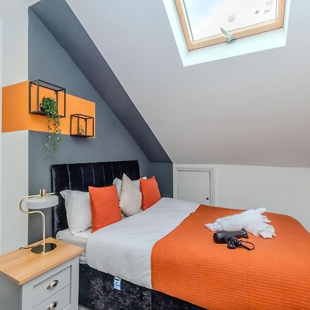 Luxe City Living L 2-Bedroom Flat With Free Parking Hove Buitenkant foto